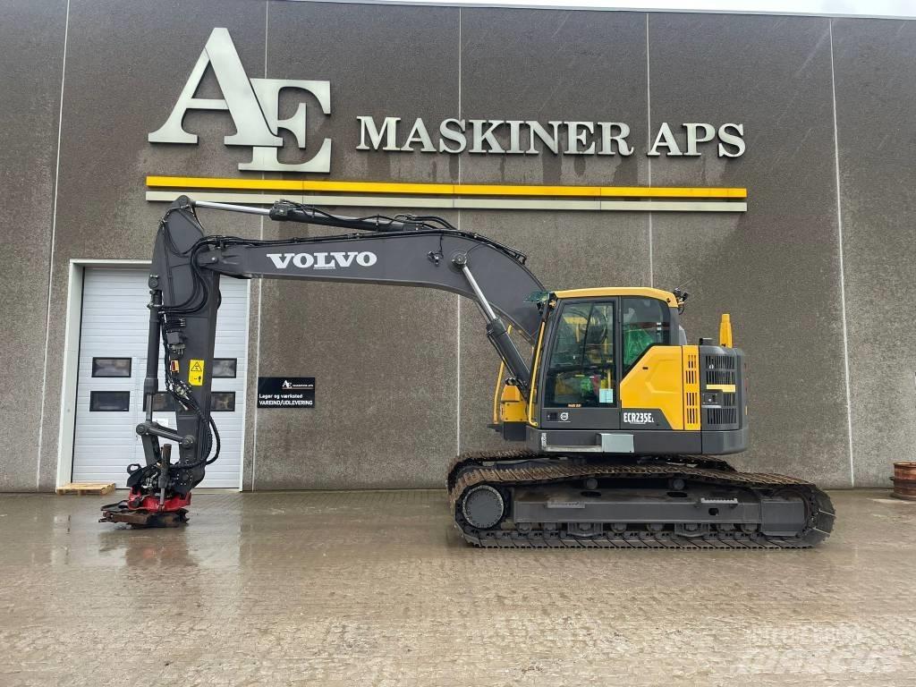 Volvo ECR 235 EL 大型油圧ショベル12t以上（パワーショベル・ユンボ）