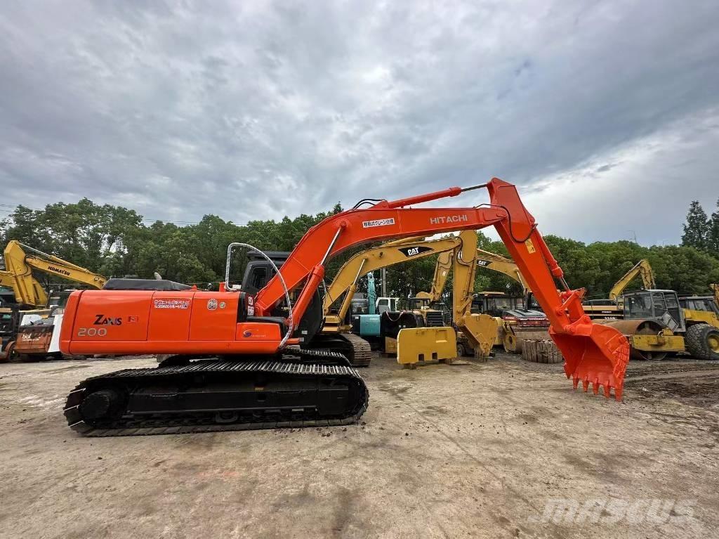 Hitachi ZX 200 ミニ油圧ショベル 7t以下（ミニユンボ・ミニディガー）