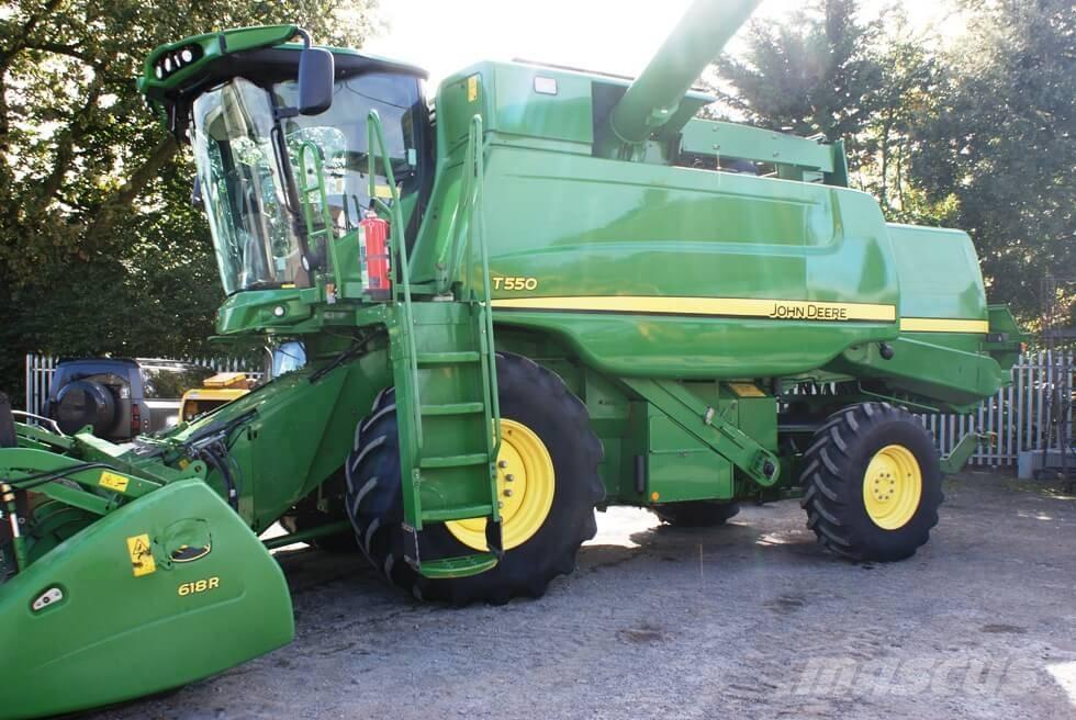 John Deere T 550 コンバイン