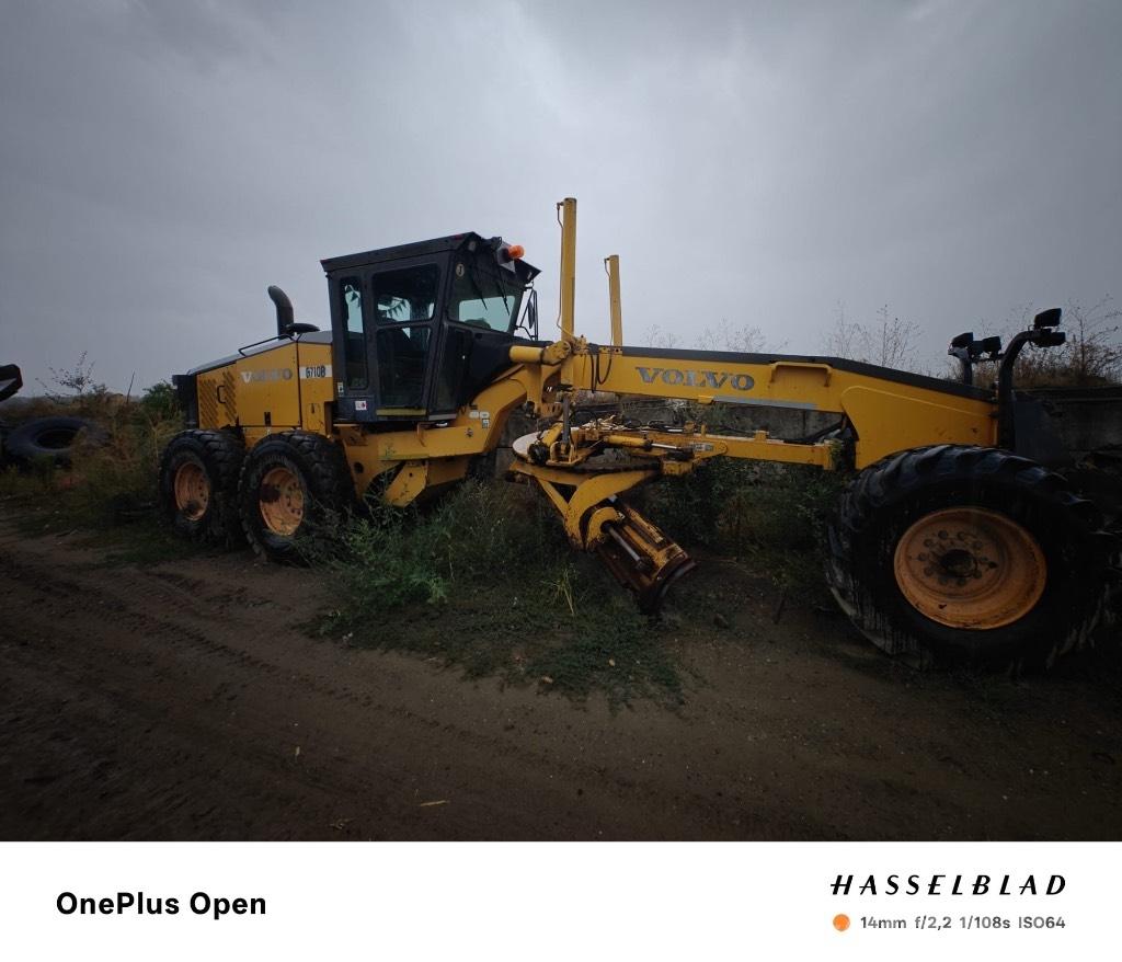  Greder Volvo G710 油圧機