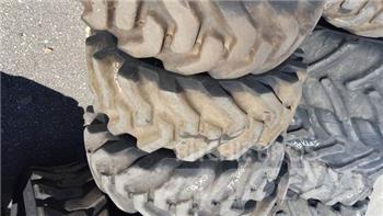  Pneus 10.5/80-18 タイヤ、ホイル、リム