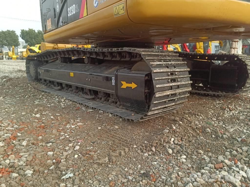 CAT 323 D 大型油圧ショベル12t以上（パワーショベル・ユンボ）
