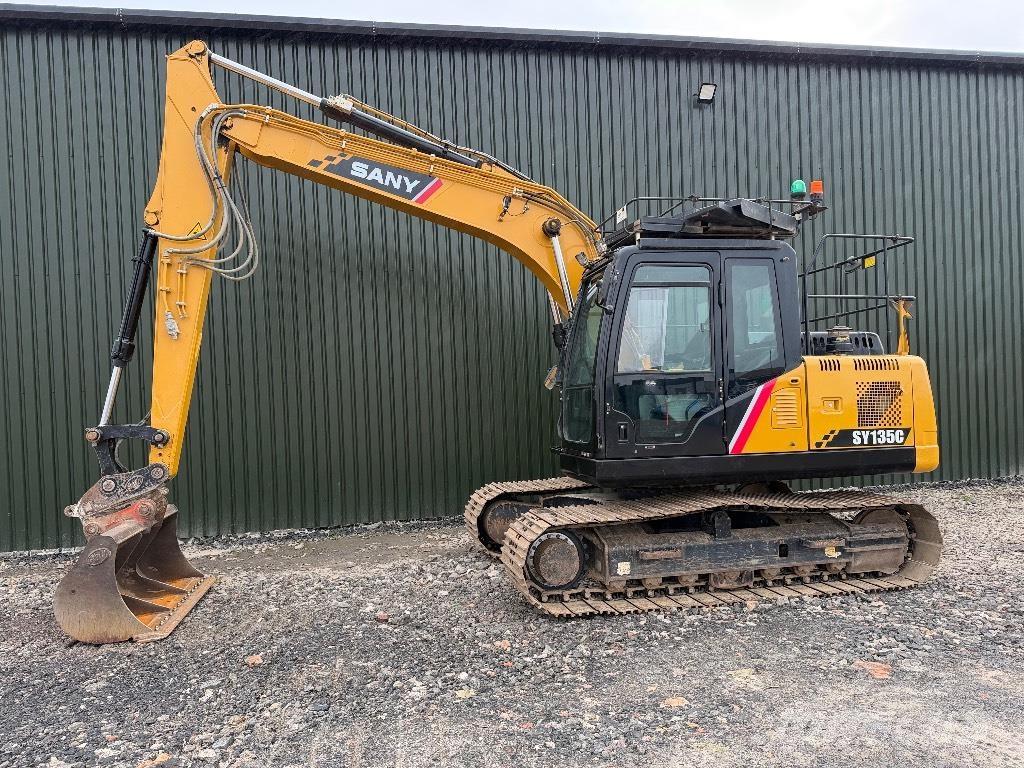 Sany SY 135 C 大型油圧ショベル12t以上（パワーショベル・ユンボ）