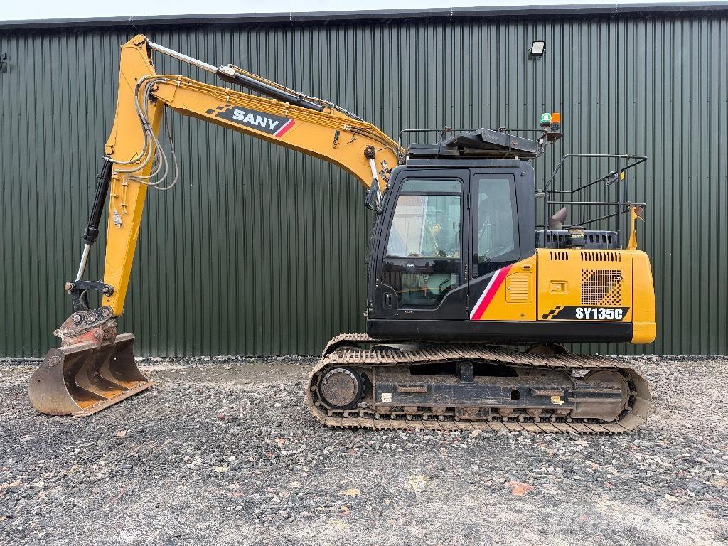 Sany SY 135 C 大型油圧ショベル12t以上（パワーショベル・ユンボ）