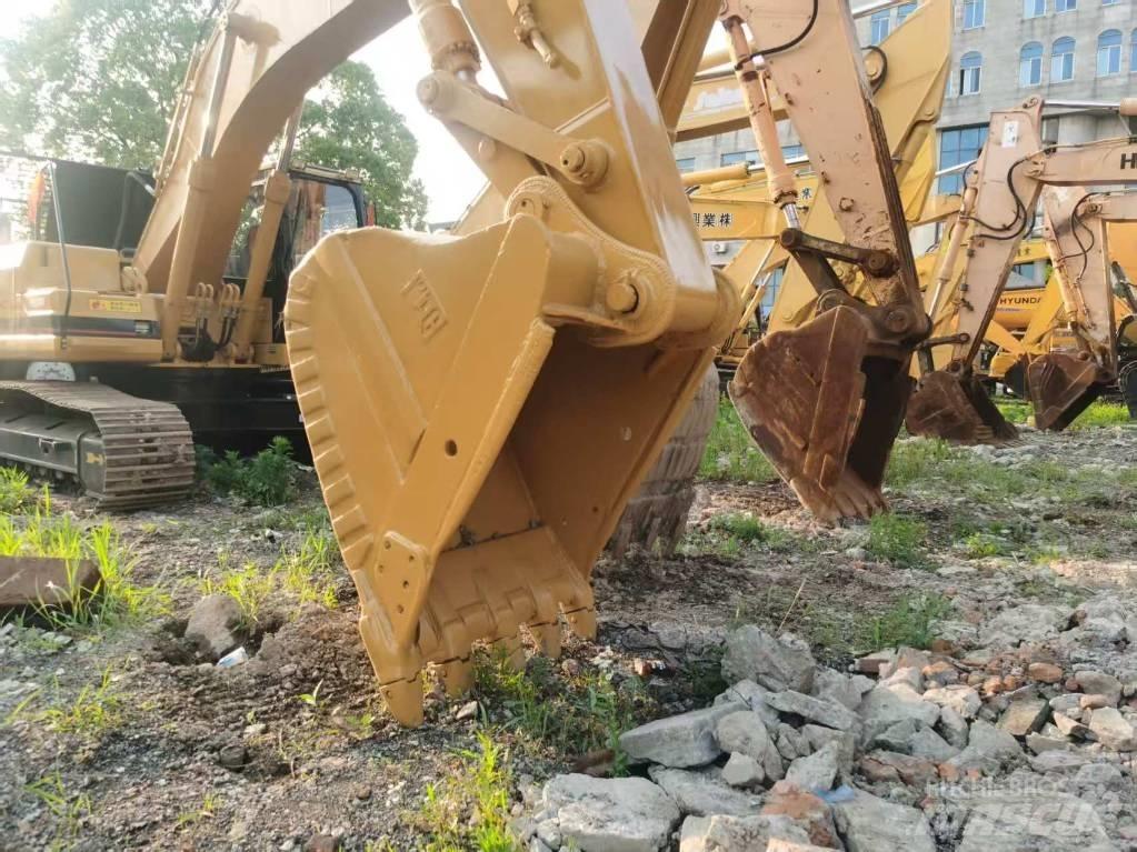 CAT 325 C 大型油圧ショベル12t以上（パワーショベル・ユンボ）