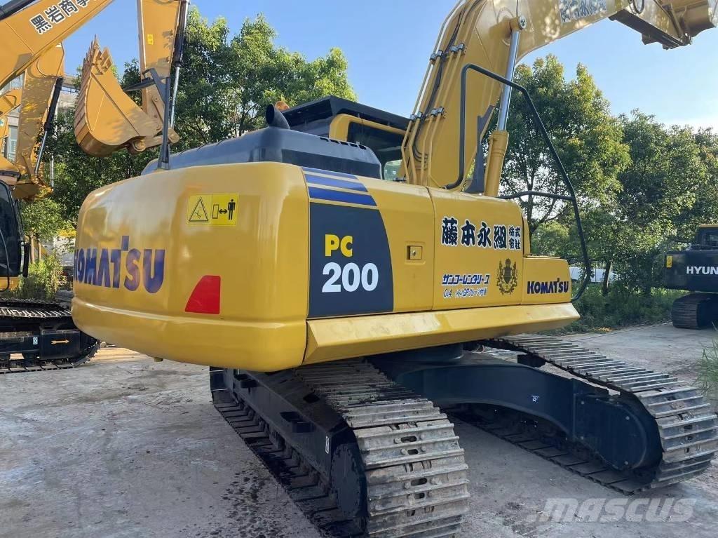 Komatsu PC 200-8 大型油圧ショベル12t以上（パワーショベル・ユンボ）
