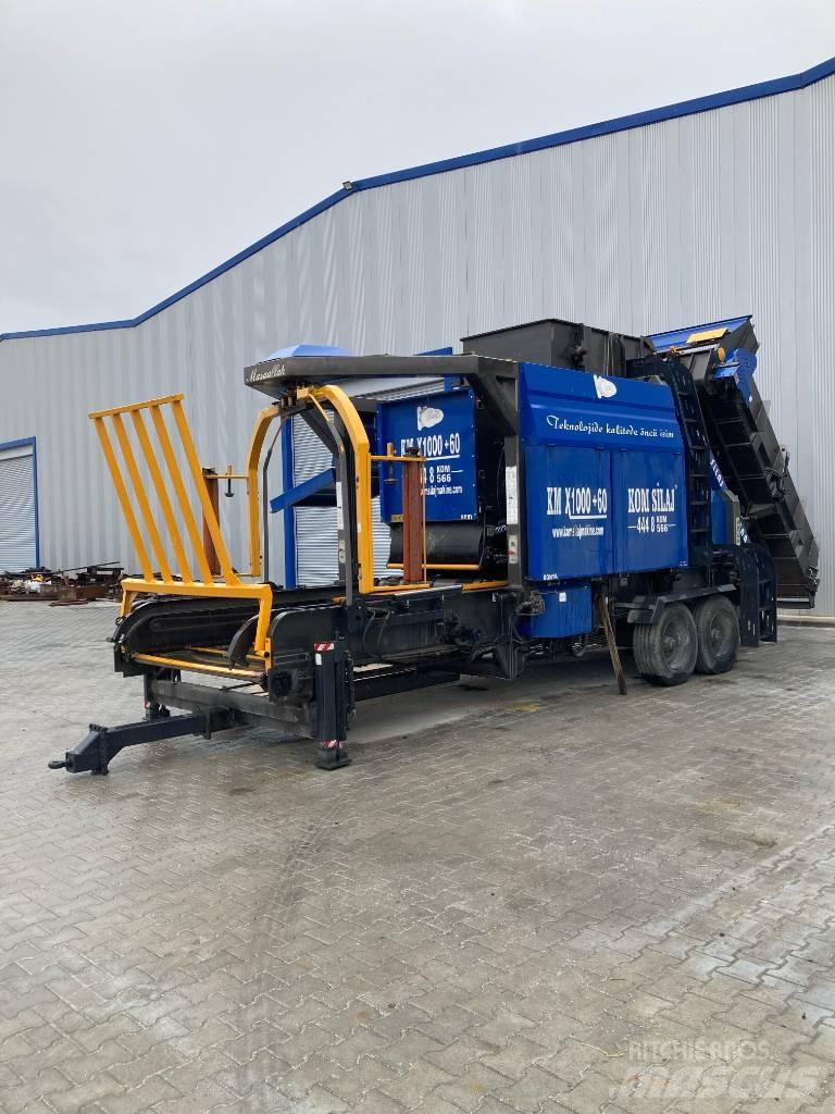  KOMSİLAJ KM X 1000 ラウンドベーラー