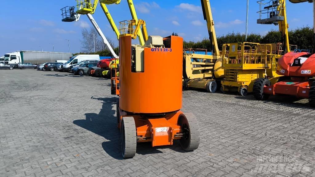 JLG E 300 AJP ブームリフト　屈伸型