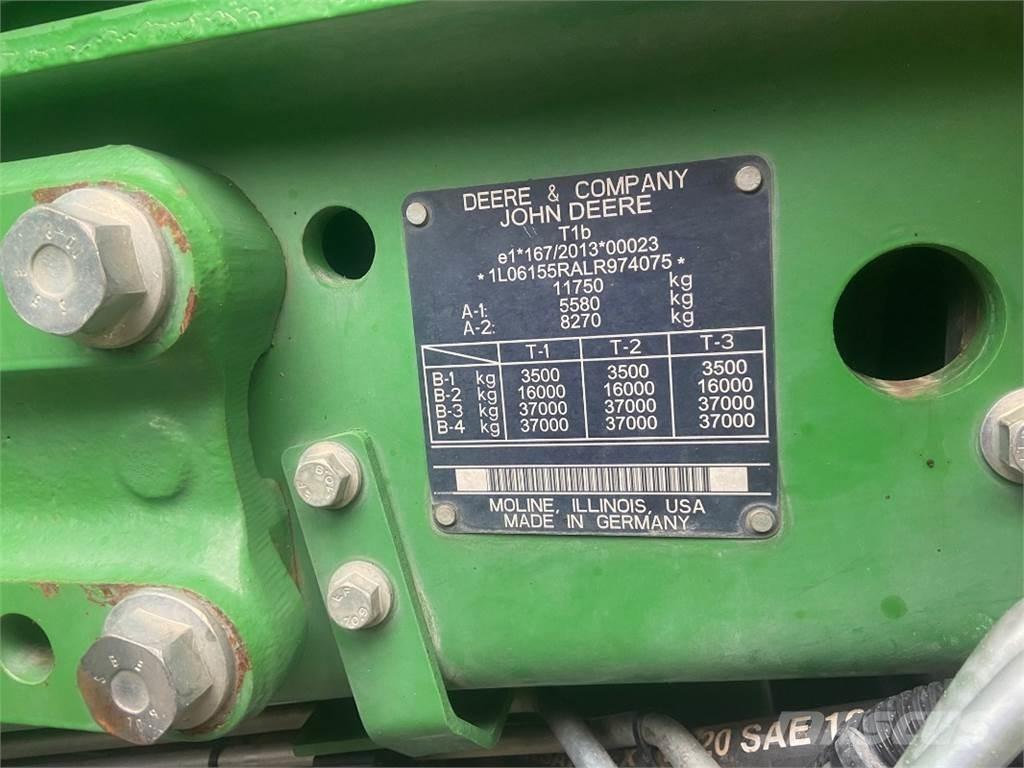 John Deere 6155R トラクター