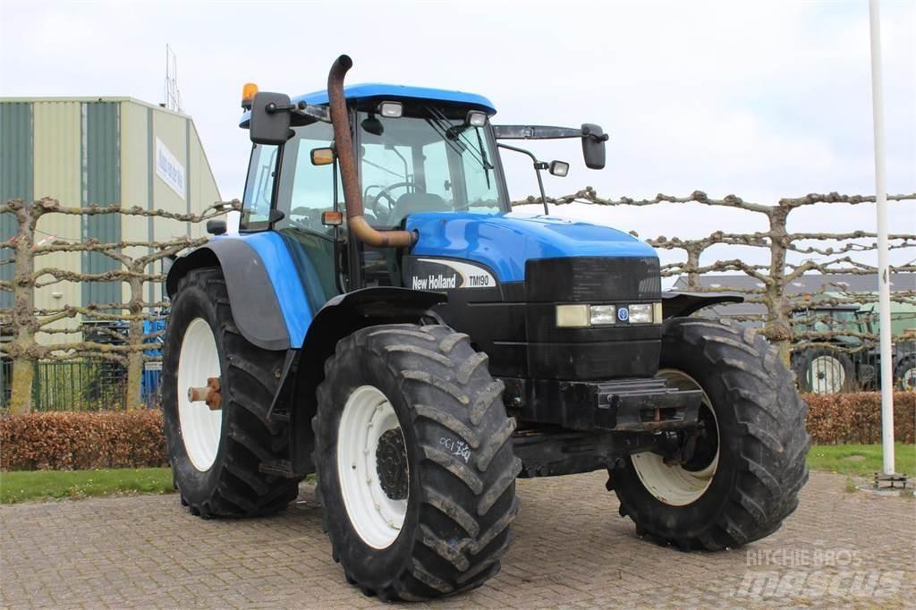 New Holland TM190 トラクター