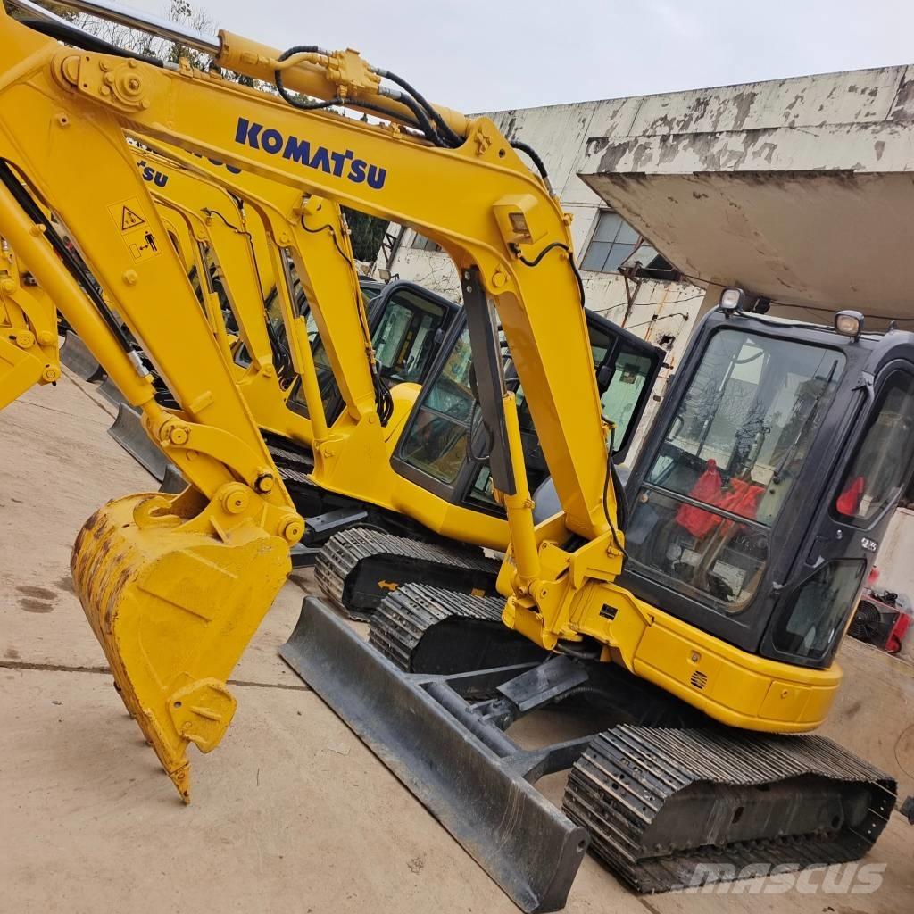 Komatsu PC 40 MR ミニ油圧ショベル 7t以下（ミニユンボ・ミニディガー）