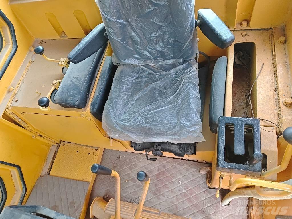 CAT D 7 G ブルドーザー