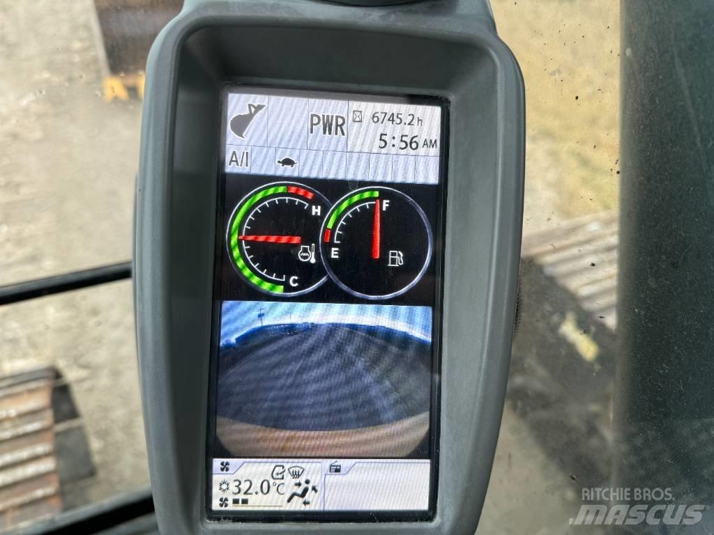 DEERE 210G LC 大型油圧ショベル12t以上（パワーショベル・ユンボ）