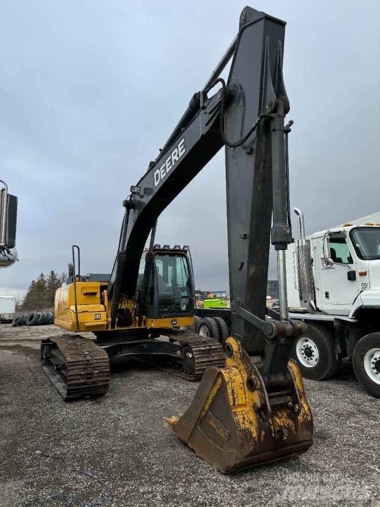 DEERE 210G LC 大型油圧ショベル12t以上（パワーショベル・ユンボ）
