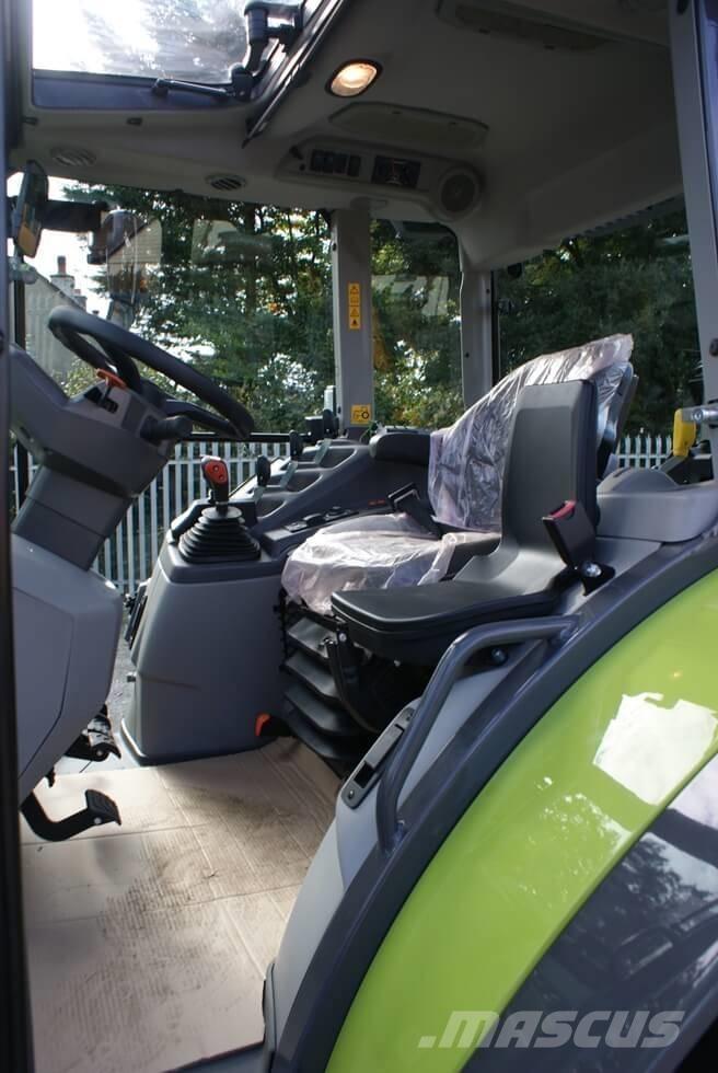 CLAAS Axos 3.120 トラクター