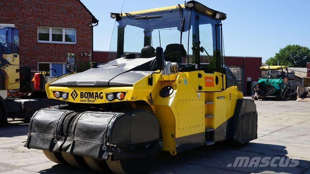 Bomag BW 28 RH タイヤローラ