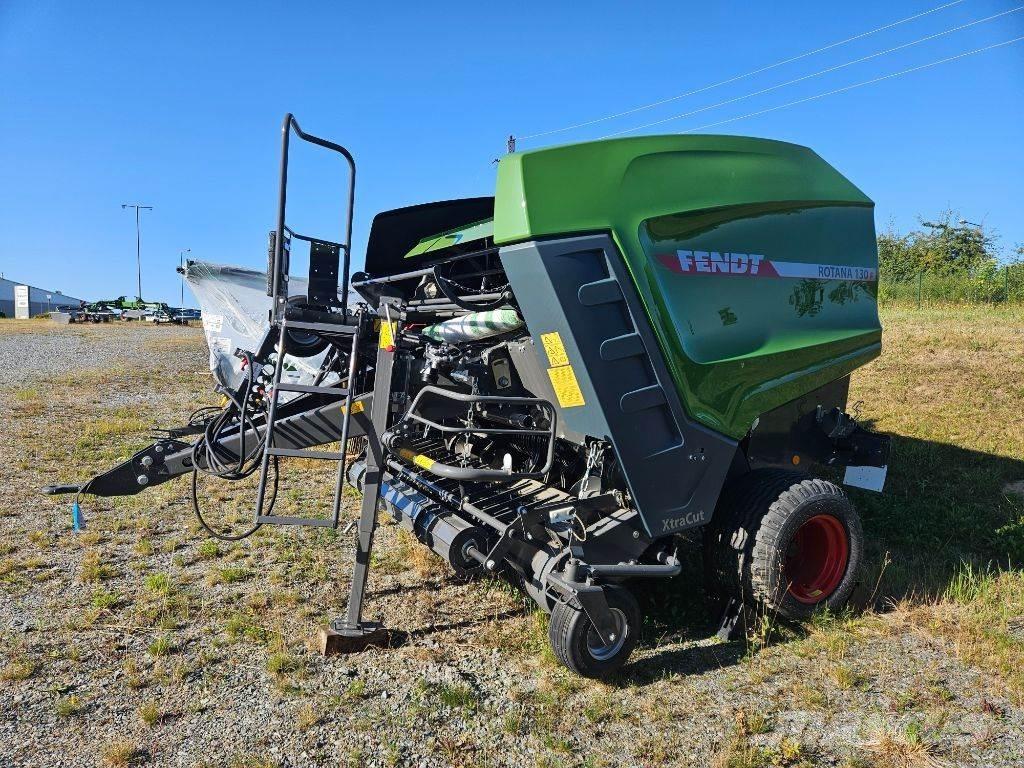 Fendt Rotana F130 ラウンドベーラー