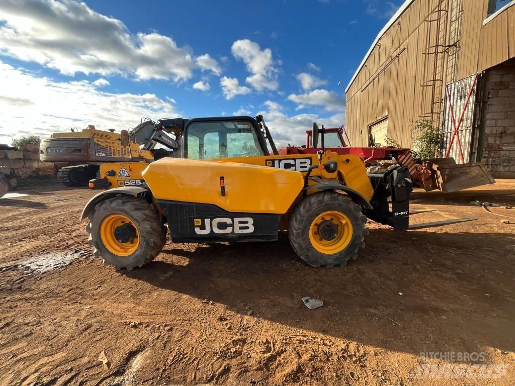 JCB 525-60 Agri plus テレスコーピックハンドラー