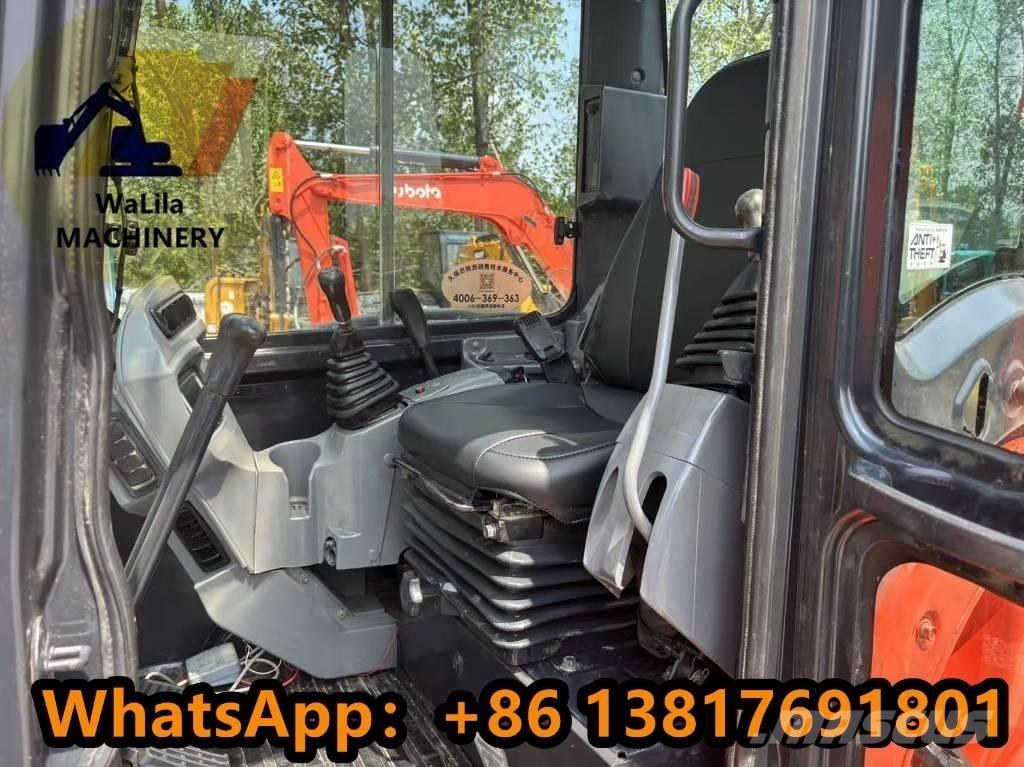 Kubota KX 057-4 ミニ油圧ショベル 7t以下（ミニユンボ・ミニディガー）