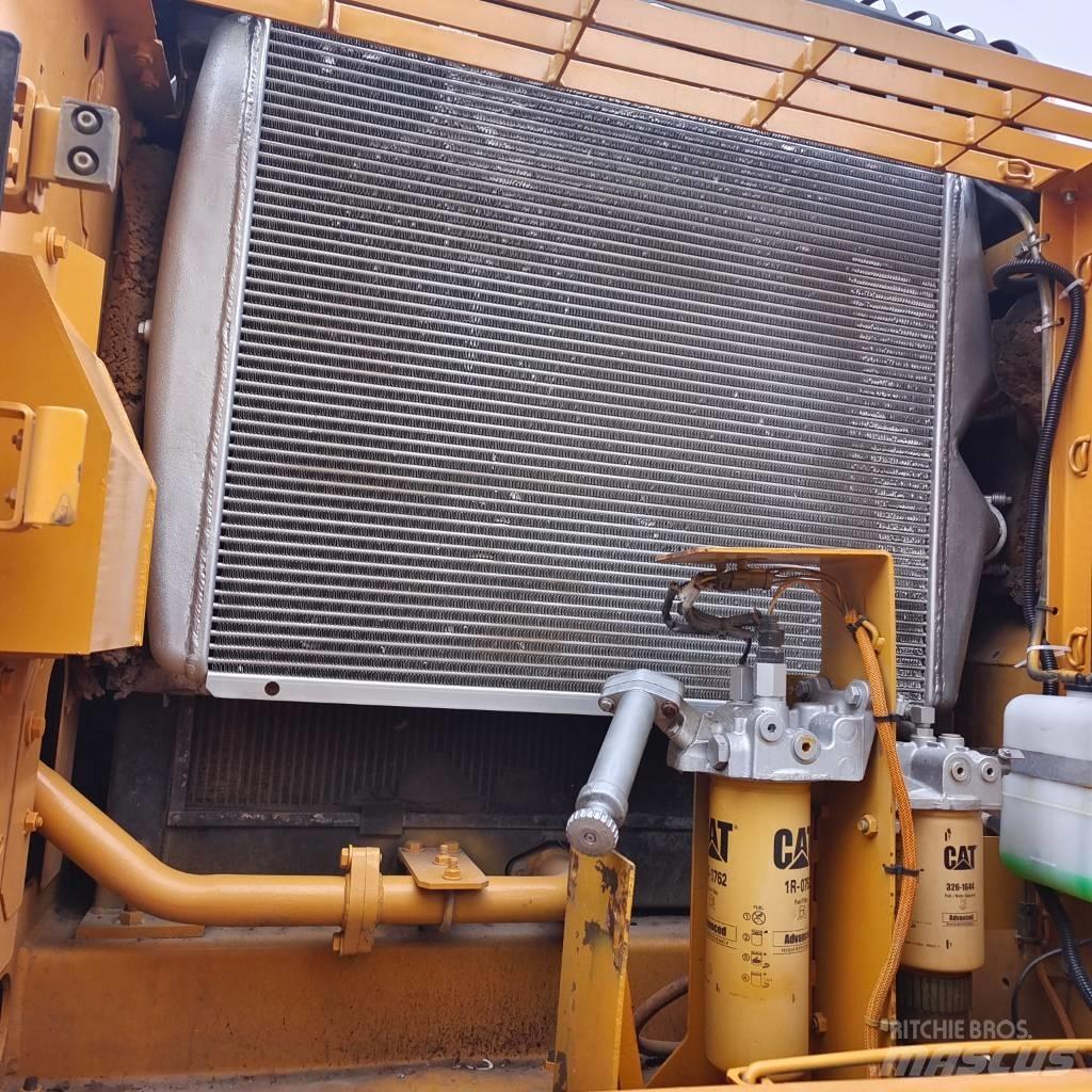 CAT 330 D 大型油圧ショベル12t以上（パワーショベル・ユンボ）