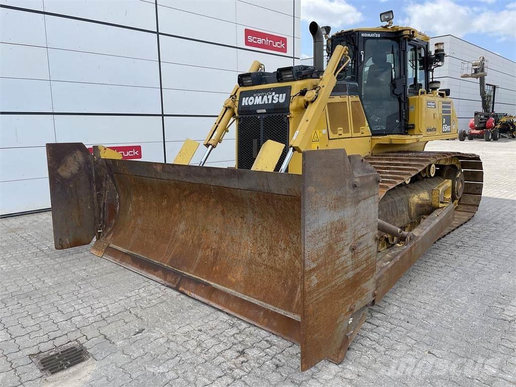 Komatsu D65PXI-18 ブルドーザー
