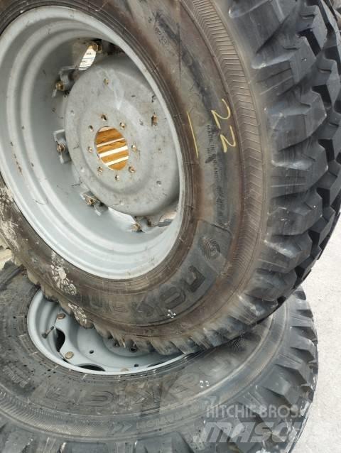 Nokian 440/80X30 タイヤ、ホイル、リム