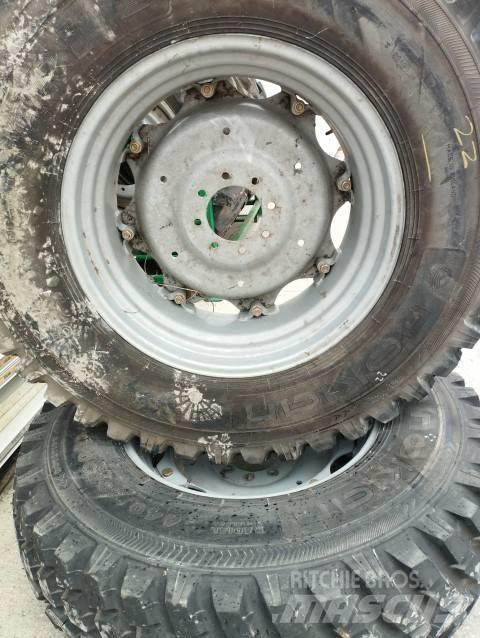 Nokian 440/80X30 タイヤ、ホイル、リム