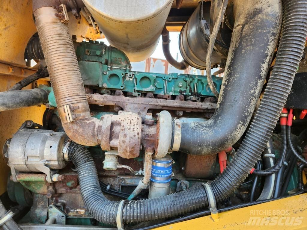Volvo L 120 E ホイールローダー・タイヤショベル
