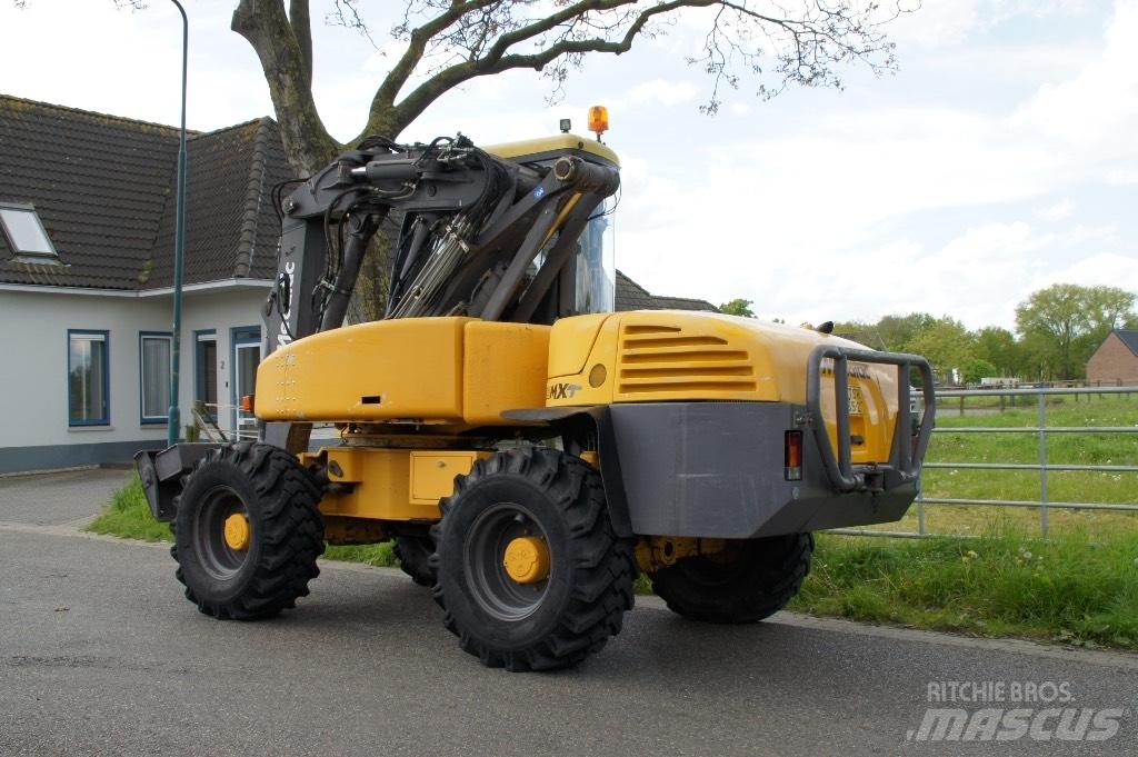 Mecalac 12 MXT ホイール式油圧ショベル（パワーショベル・ユンボ・バックホー）