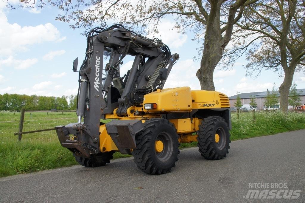 Mecalac 12 MXT ホイール式油圧ショベル（パワーショベル・ユンボ・バックホー）