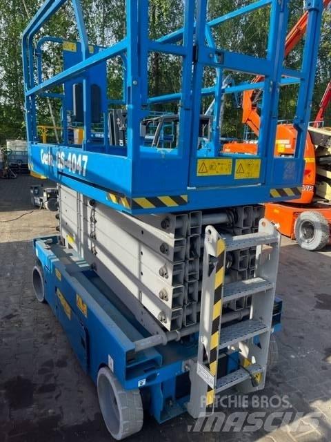 Genie GS 4047 シザースリフト