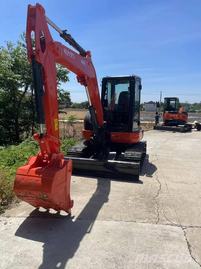 Kubota KX 163-5 大型油圧ショベル12t以上（パワーショベル・ユンボ）