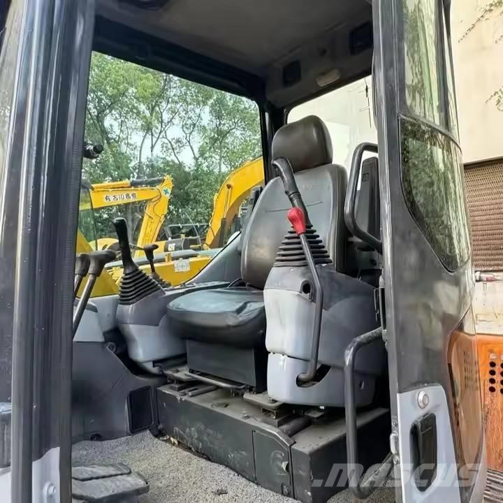 Komatsu PC 78 US ミニ油圧ショベル 7t以下（ミニユンボ・ミニディガー）