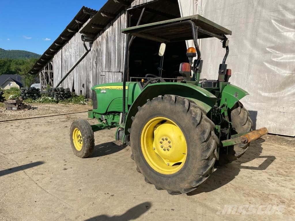John Deere 5215 トラクター