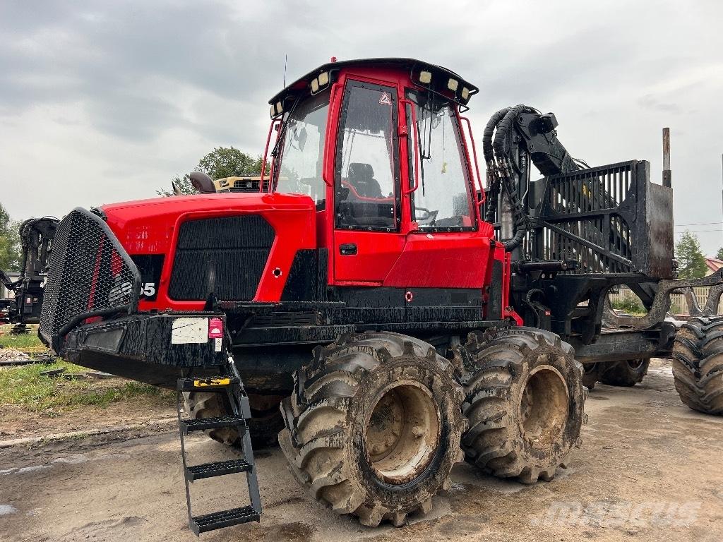 Komatsu 855 フォワーダー