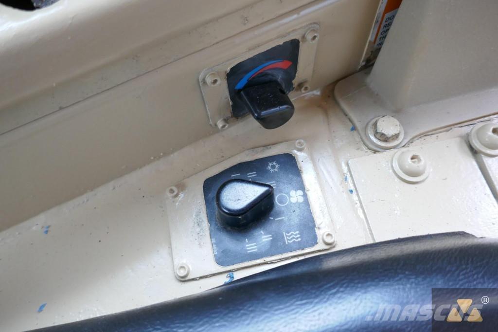 CAT D9R ブルドーザー