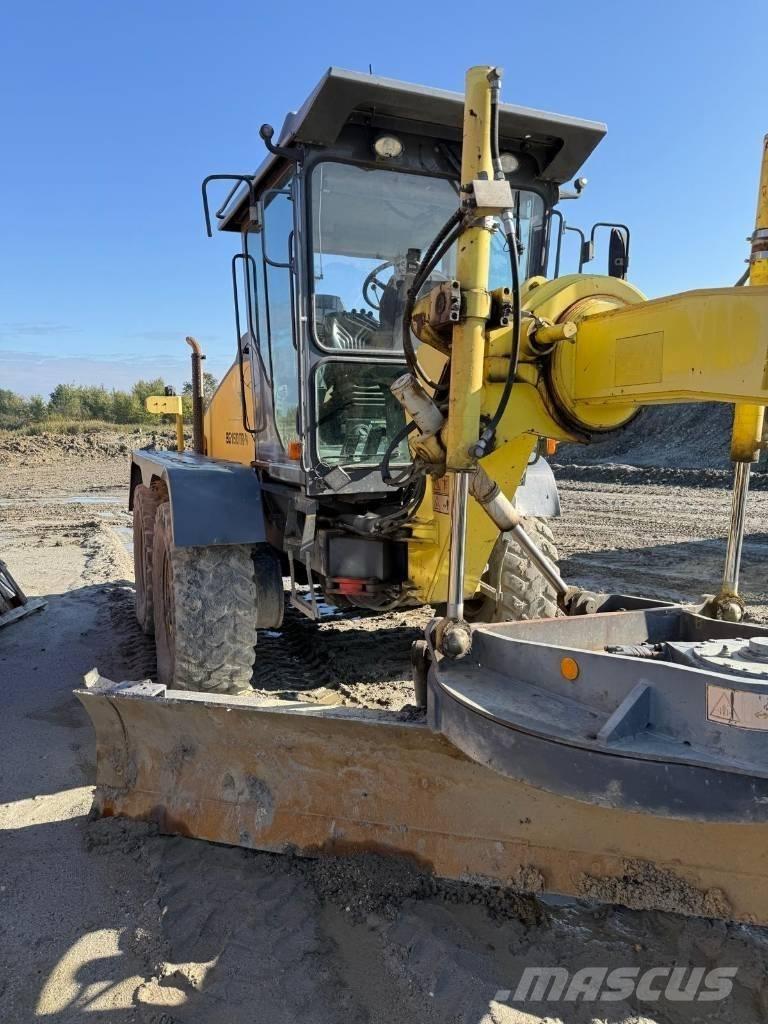 HBM BG140 TA-4 モーターグレーダー