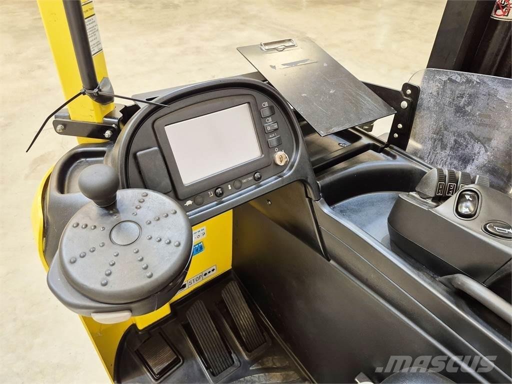 Hyster R1 6 HD リーチフォークリフト