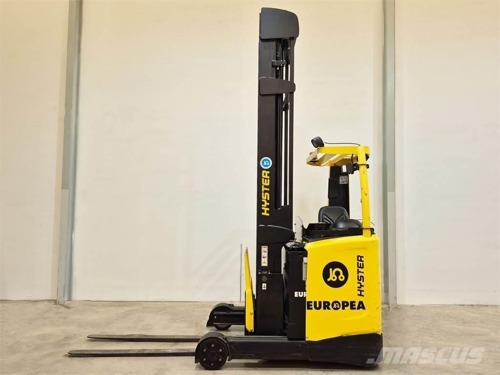 Hyster R1 6 HD リーチフォークリフト