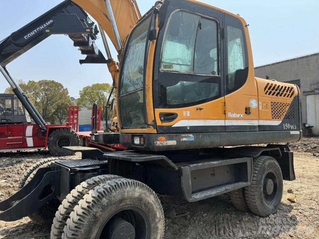 Hyundai R 150 W ホイール式油圧ショベル（パワーショベル・ユンボ・バックホー）