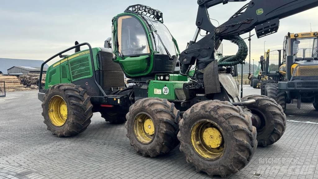 John Deere 1270 E ハーベスター