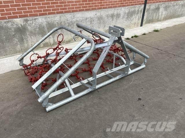 Peecon WS 400 G 道路用レーキ