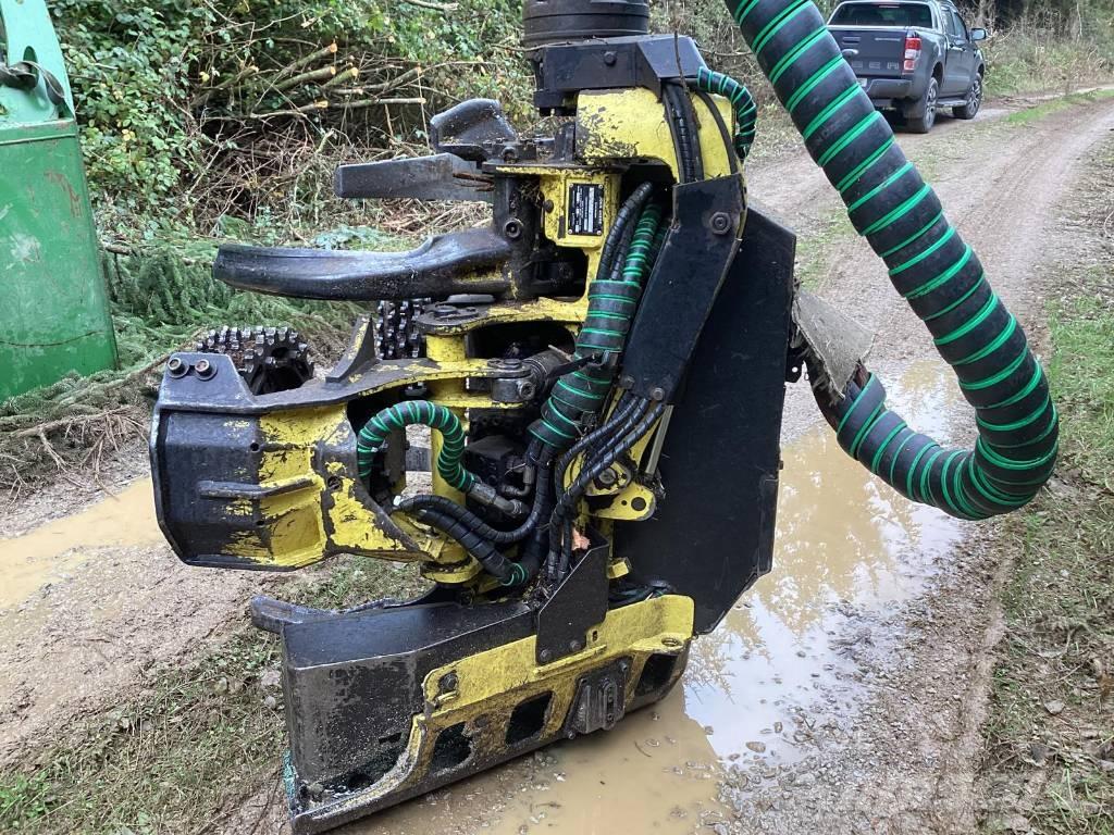 John Deere 1170 E ハーベスター
