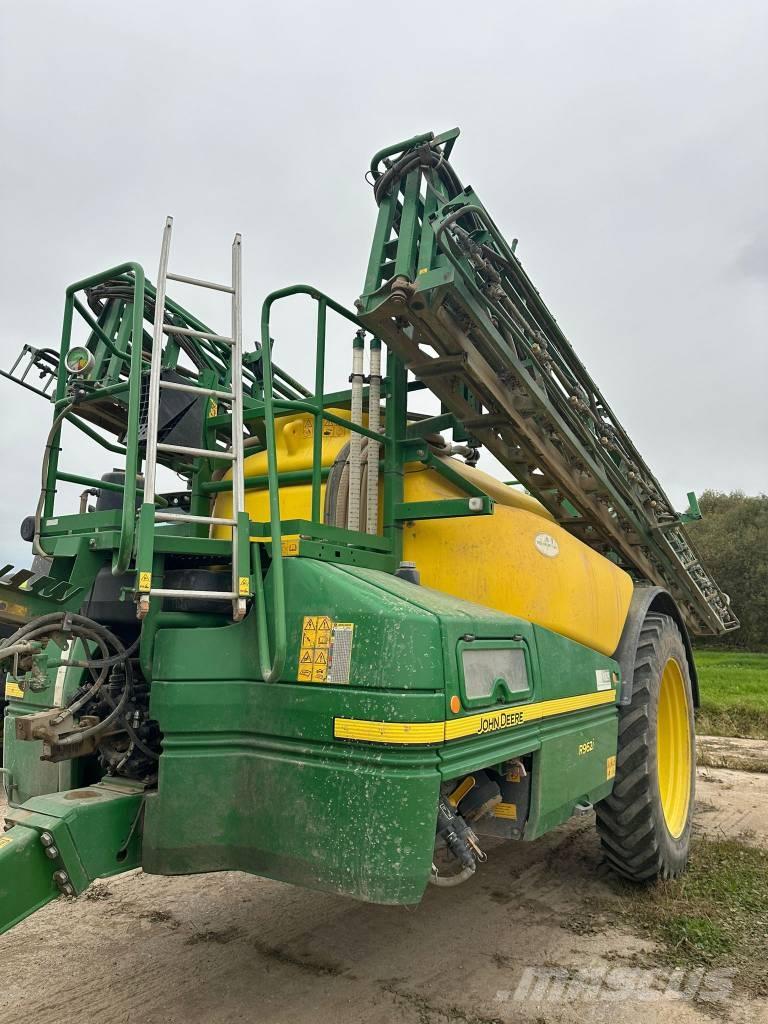 John Deere R 962 i 牽引型スプレイヤー