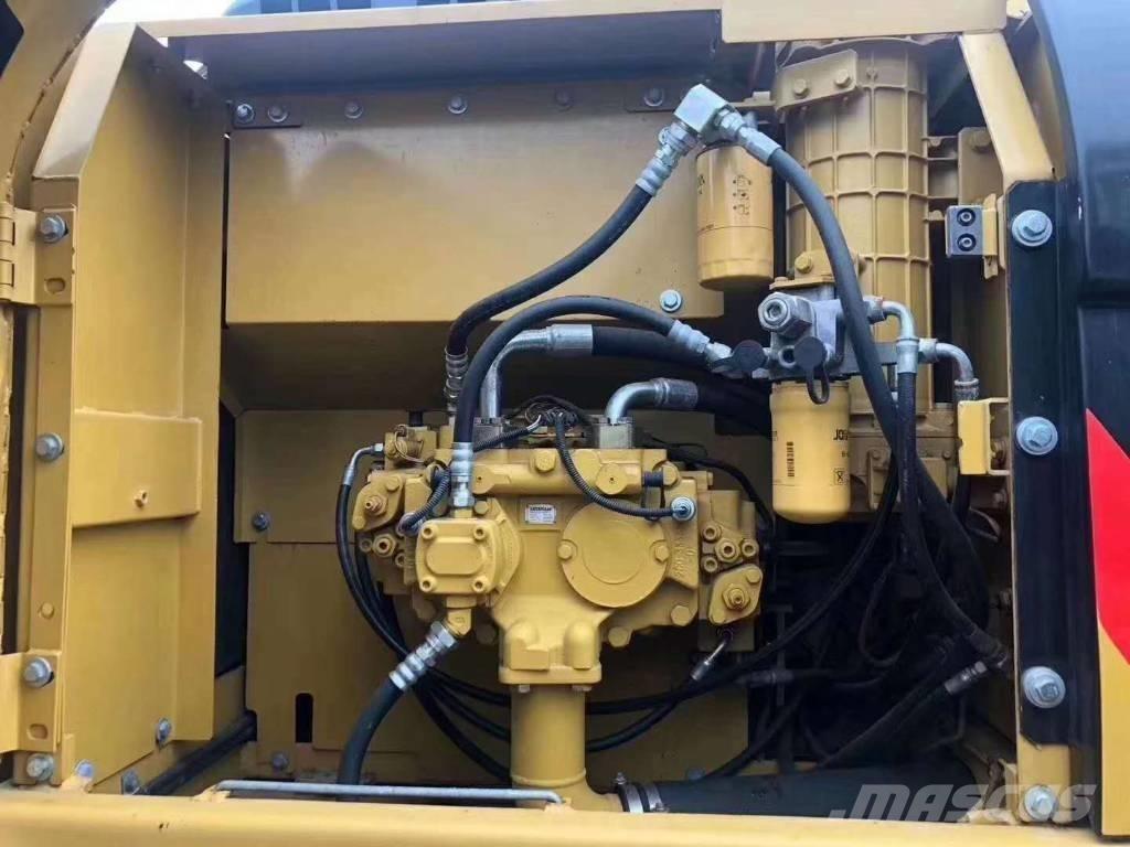 CAT 323 大型油圧ショベル12t以上（パワーショベル・ユンボ）