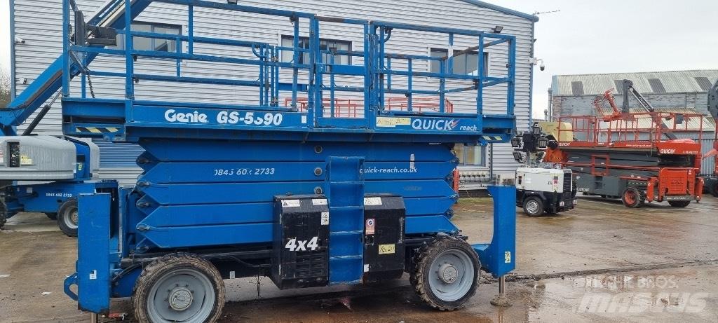 Genie GS 5390 RT シザースリフト