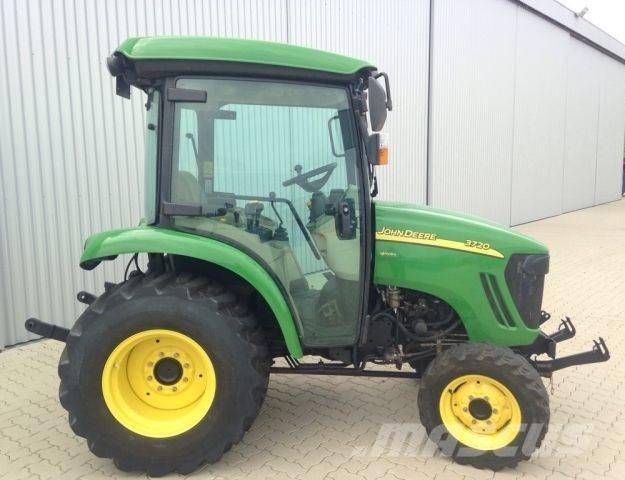 John Deere 3720 トラクター