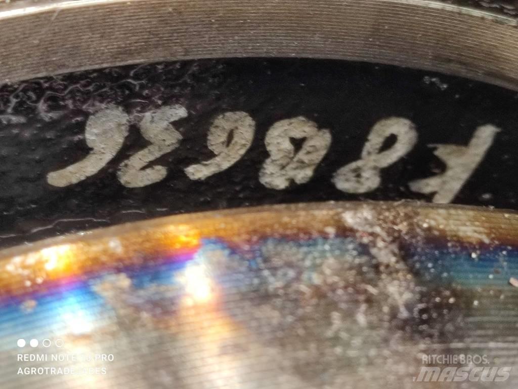 Terex 2506 Hub アクスル