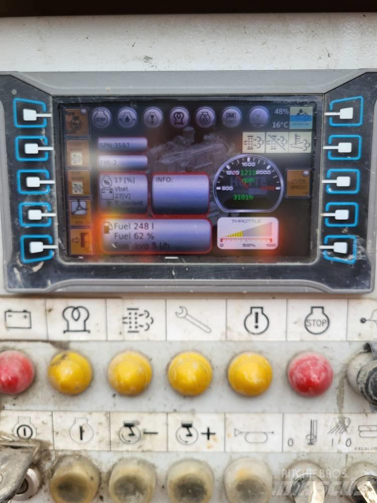 Hütte HBR605 杭打ち機