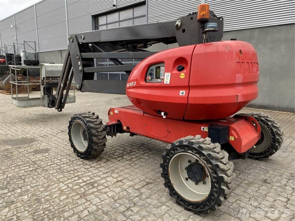 Manitou 160ATJ RC ブームリフト　屈伸型